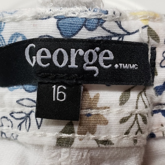 White Denim Jean Skirt- Size 16 - Picture 3 of 3